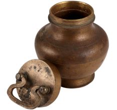 Brass Antique Glden kamandal Pot With Lid