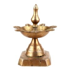 Handmade Golden Brass Oil Lamp 7 Jyot Arti Diya