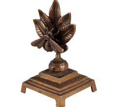 Brass Leaf With Bee Table Accent