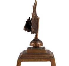 Brass Leaf With Bee Table Accent