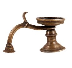 Brass Deepak Oil Lamp With Cobra Head