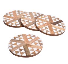 Wooden And Resin Beige Coasters With Triangle Motifs In Set Of 4