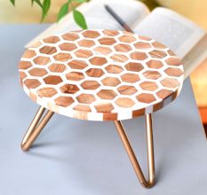 Honeycomb Wood And Resin Cake Stand With Iron Legs