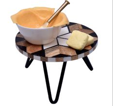 Wood Resin Modern Flower Cake Stand With Iron Legs