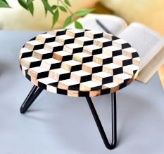 Diamond Wood And Resin Cake Stand and Cake Server With Iron Legs