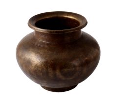 Hand Crafted Fine Engraved Brass Pot