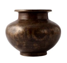 Hand Crafted Fine Engraved Brass Pot