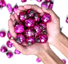 25 Pieces Pink Tiny Christmas Ornaments 