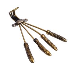 Abstract 4 Skewer Aluminum Hook