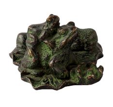 Brass Centerpiece Frog Buddy Pair StatueÂ In Dark Finish
