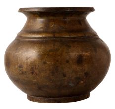 Brass Water Pot for Home Decoration