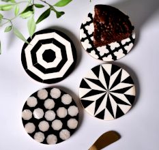 Handmade Black and White Round Resin Set of 4 Decorative Table Coasters
