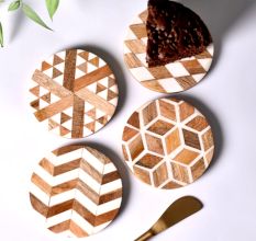 Handmade Brown and White Round Resin Set of 4 Decorative Coasters