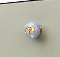 Grey Floral Knob