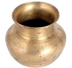 Vintage Kalash Water Pot made of Brass