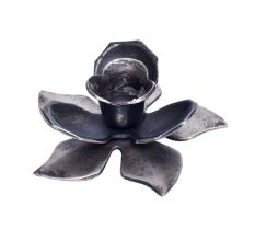 Silver Iron Blooming Lotus T-lite Holder