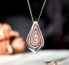 Orange Spiral Leaf Glass Lampwork Pendants for Necklace for Jewellry Making - 1 Piece