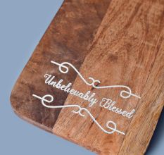 Wooden Chopping Board With Design and Handle