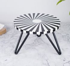 Round Cake Stand in Black and White Colour