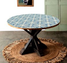 Beautiful Blue Flowers Engraved Table Top