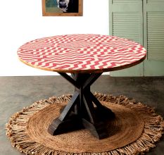 Pink Coloured Table Top for Home Decoration