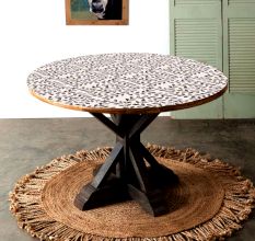 Aesthetic Wood and Resin Table Top for Decoration