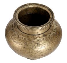 Lovely Engraved Water Pot for Decoration