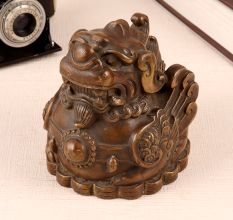 Handmade Brass Lion Statue in Chinese Art