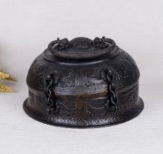 Beautiful Engraved Jewelry Box for Decoration