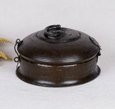 Round Handmade Jewelry Box Made of Brass