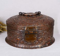 Beautiful Indian Brass Paan Daan in Antique Finish