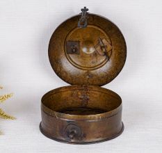 Plain Brown Brass Jewelry Box with Latch