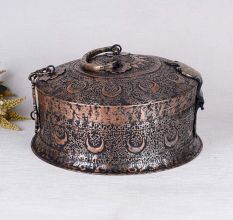 Round Vintage Paan Daan Made of High Quality Brass