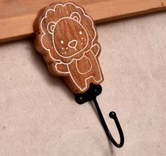 Brown Wooden Lion Wall Hooks For Kids
