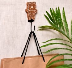 Brown Wooden Tiger Wall Hooks For Keys