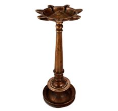 Vintage Handcrafted Oil Lamp Crafted from Brass