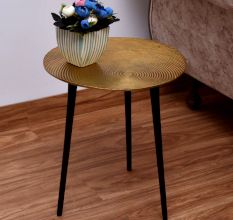 Brown Finish Table Top Made of Premium Aluminium