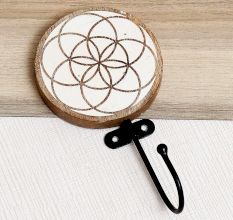 Brown Wooden Abstract Pattern Coat Hooks Wall Mounted