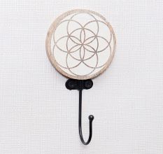 Brown Wooden Abstract Pattern Coat Hooks Wall Mounted