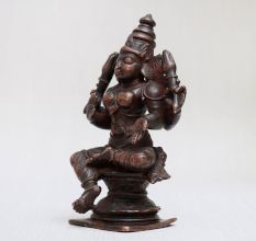 High-Quality Copper Murti of Goddess Lakshmi for Prayer Room