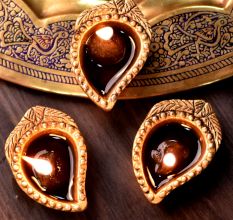 Brass Mango Shaped Diwali Gifting Diya Pack of 3