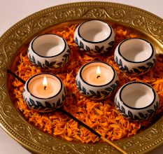 Premium Ceramic Tea Light Holder for Decoration in Set of 4