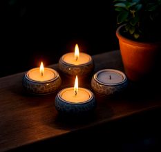 Round Modern Ceramic Tea Light Holder for Decor in Set of 4