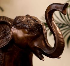 High-Quality Engraved Brass Elephant Statue for Decor