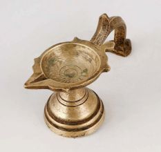 High-Quality Brass Oil Lamp with Handle for Prayer