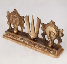 Handmade Brass Shankh Chakra Namah for Prayer Room