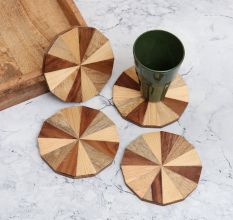 Modern Circle Shaped Brown Wooden Coasters - Pack of 4