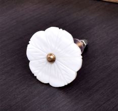 Beautiful White Flower Knob Made of Mother of Pearl