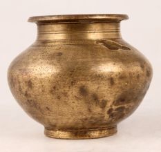 Vintage Finest Brass Holy Pot for Flower Decoration