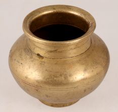Adorable High-Quality Brass Holy Pot for Decoration